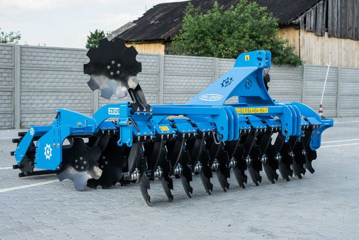 Brona Talerzowa Uprawowo-Ścierniskowa BTZ ZEUS POL-GROM